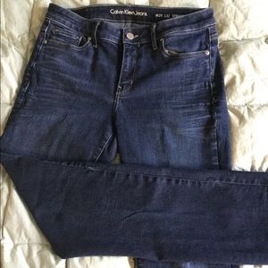 Calvin Klein Jeans.
